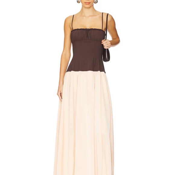 WeWoreWhat Dresses & Skirts - NWT WeWoreWhat Ruffle Corset Maxi Dress in Chestnut & Blush